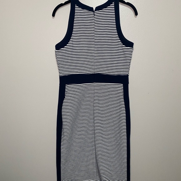 Ann Taylor Size 2 Navy and White Striped Dress - Picture 2 of 3